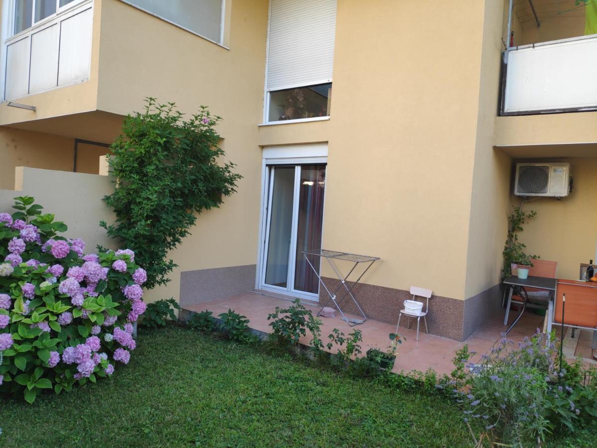 Spacious Apartment With Big Garden Near Beach Split Exterior foto